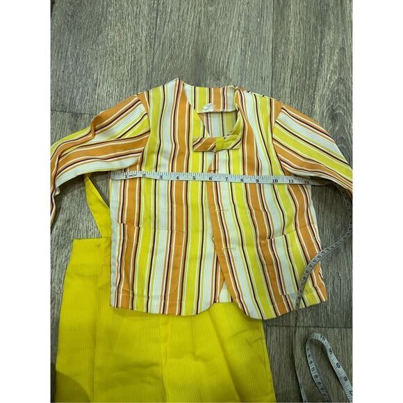 70’s Little Boy Yellow, White, and Orange Overall Shorts Outfit with Jacket Vint - Picture 9 of 10